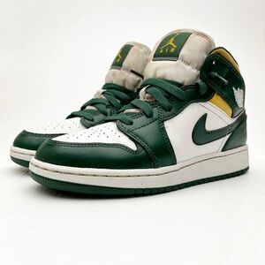 Nike Air Jordan 1 Mid Noble Green Athletic Sneakers Shoes